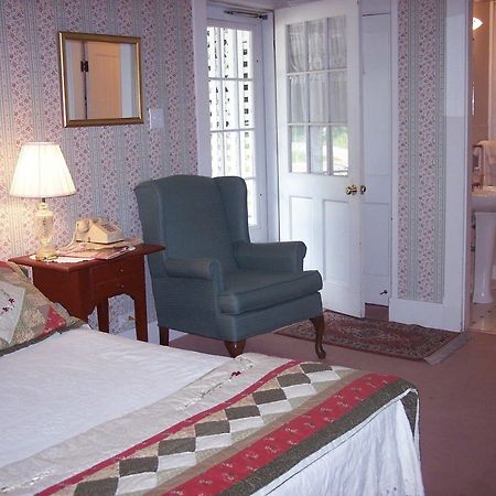 Glen Oaks Inn 因特韦尔 外观 照片