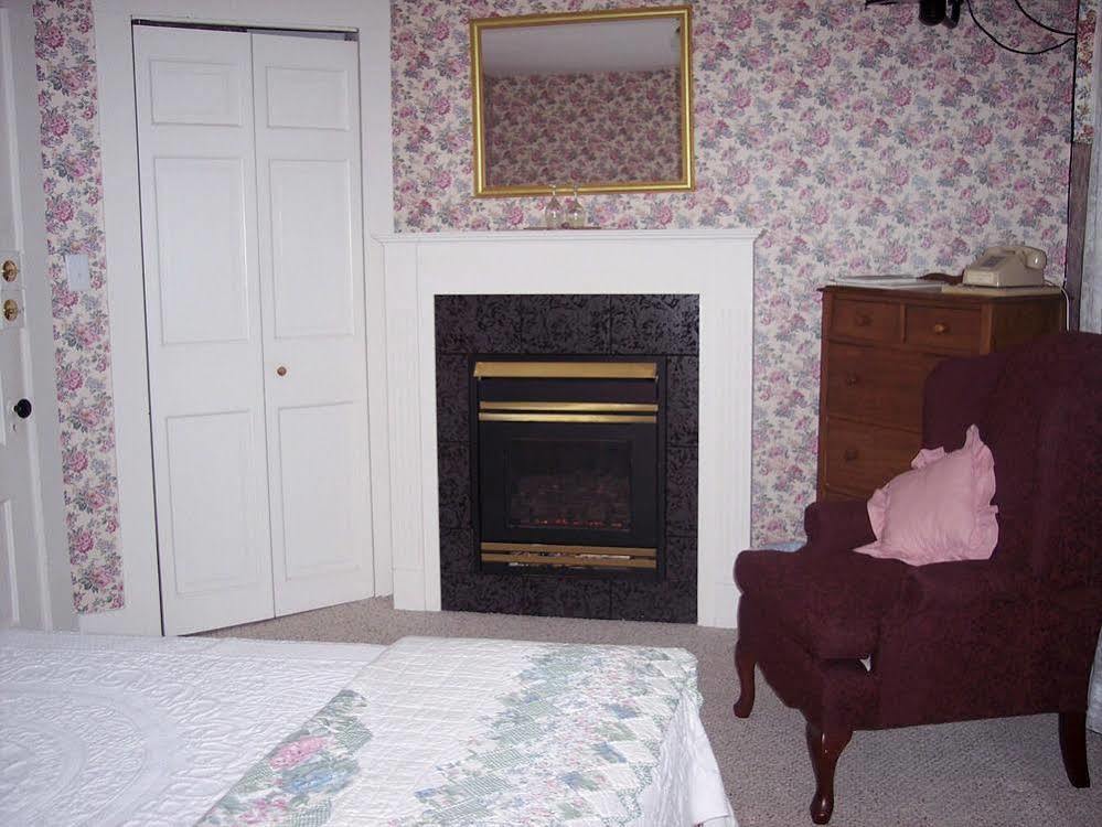 Glen Oaks Inn 因特韦尔 外观 照片